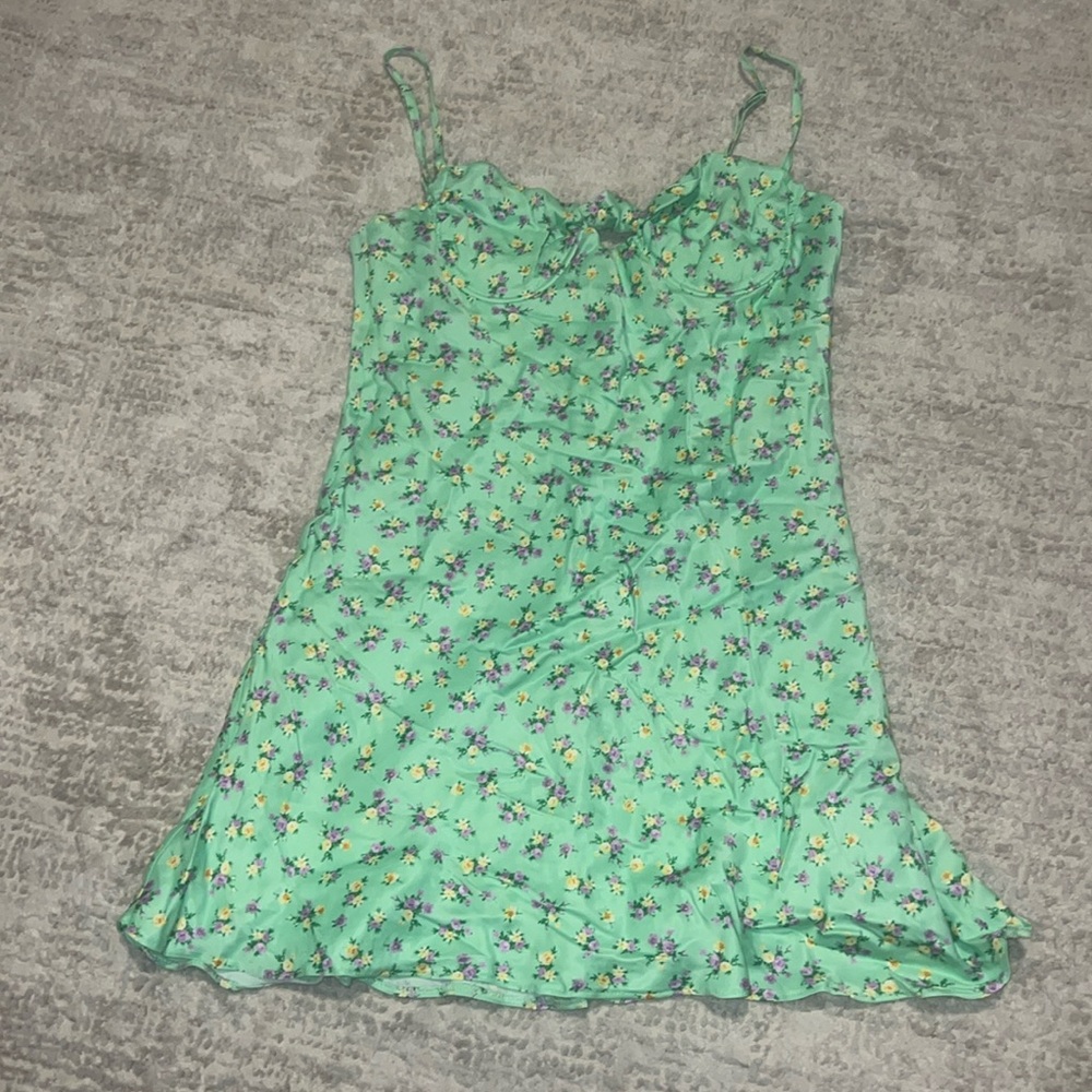 ZARA SATIN FLOWER DRESS🌼🌸💐🌷
